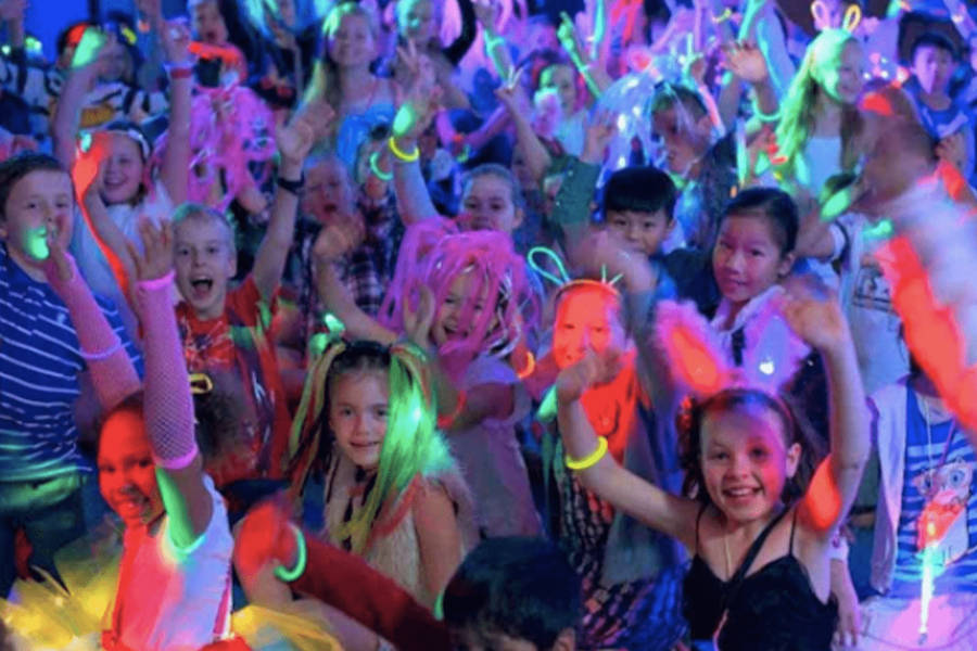 Over 7s Entertainment Party