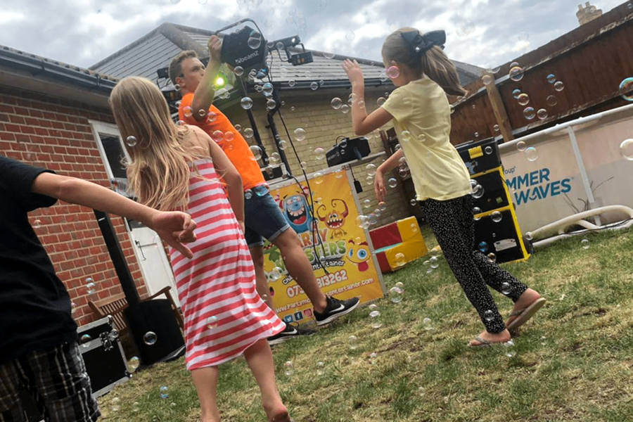Under 7s Entertainment