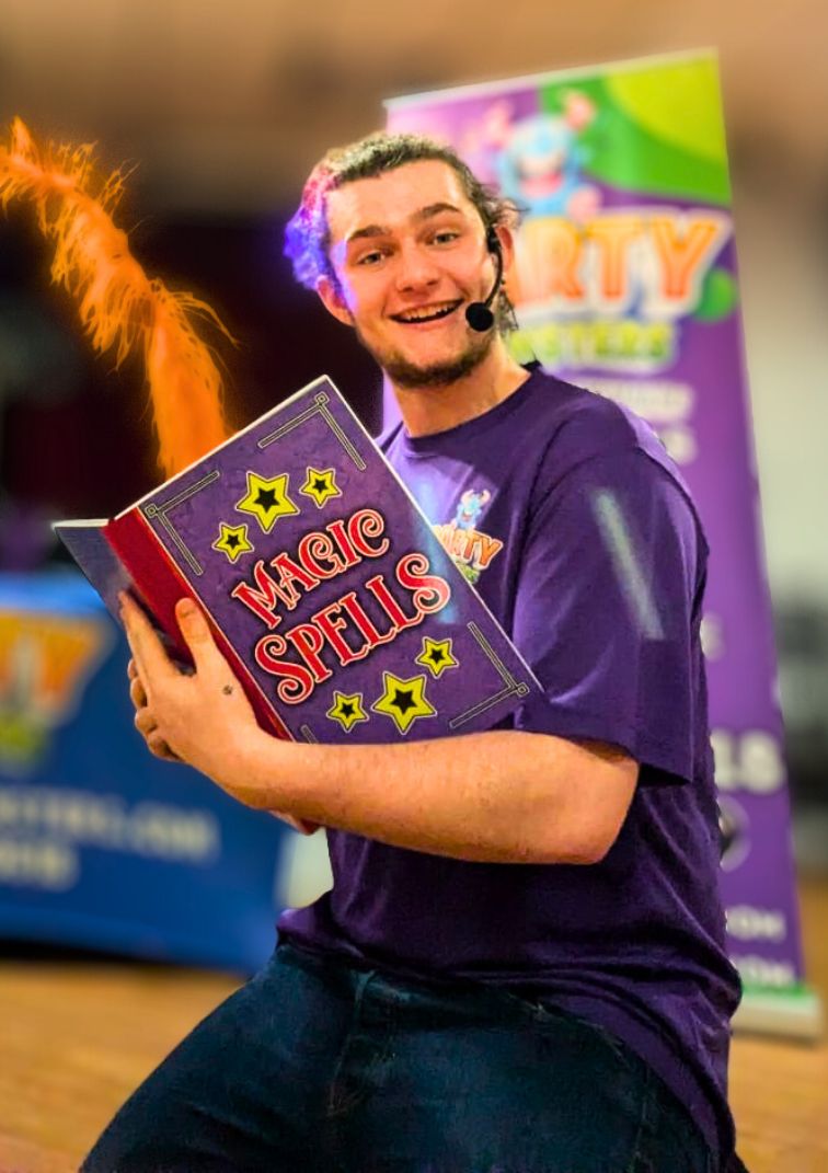 childrens entertainer essex childrens entertainer essex